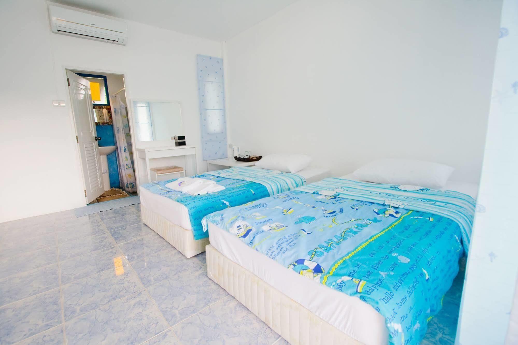 Issara Beach Resort Сішон Екстер'єр фото