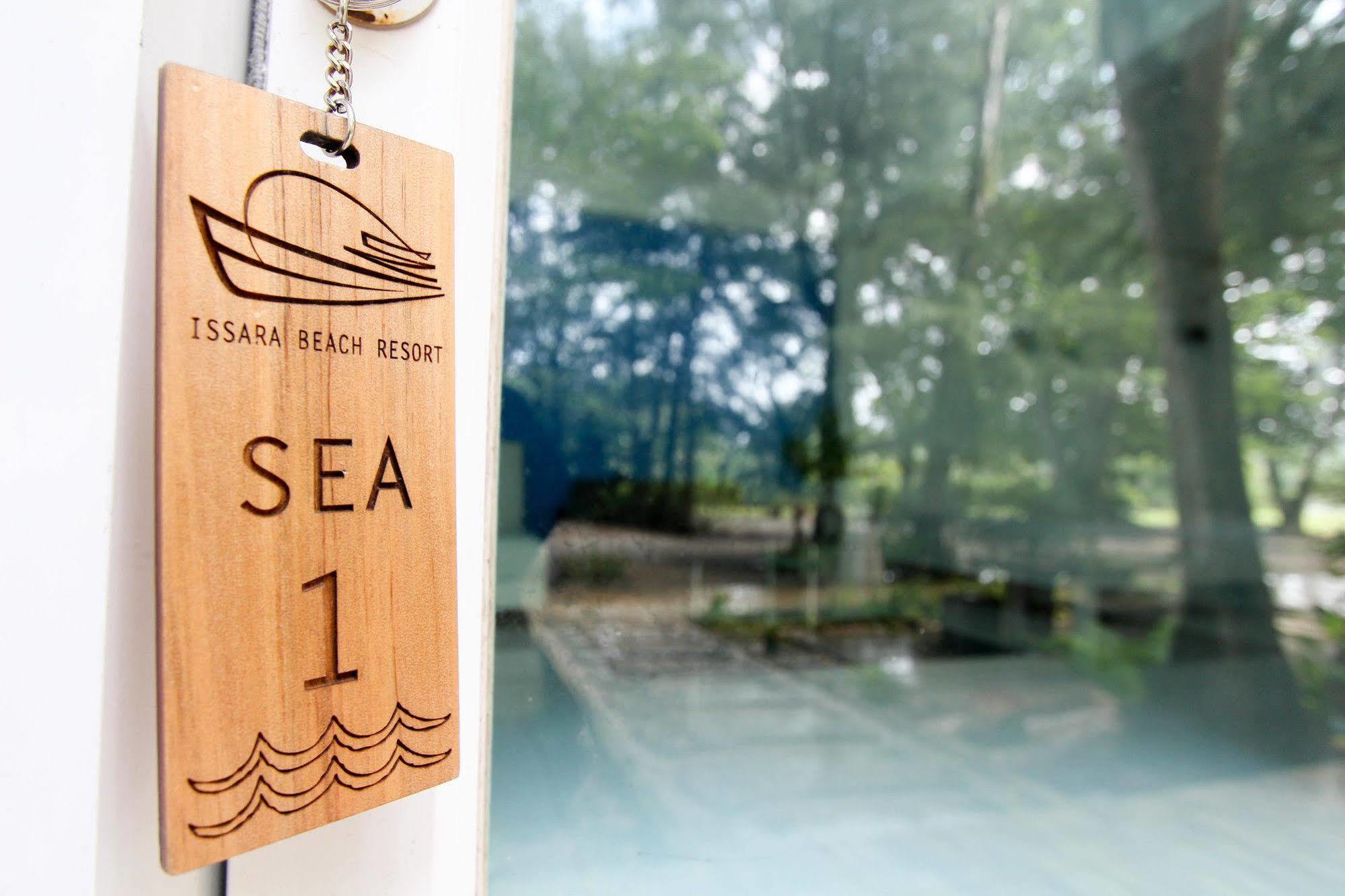 Issara Beach Resort Сішон Екстер'єр фото